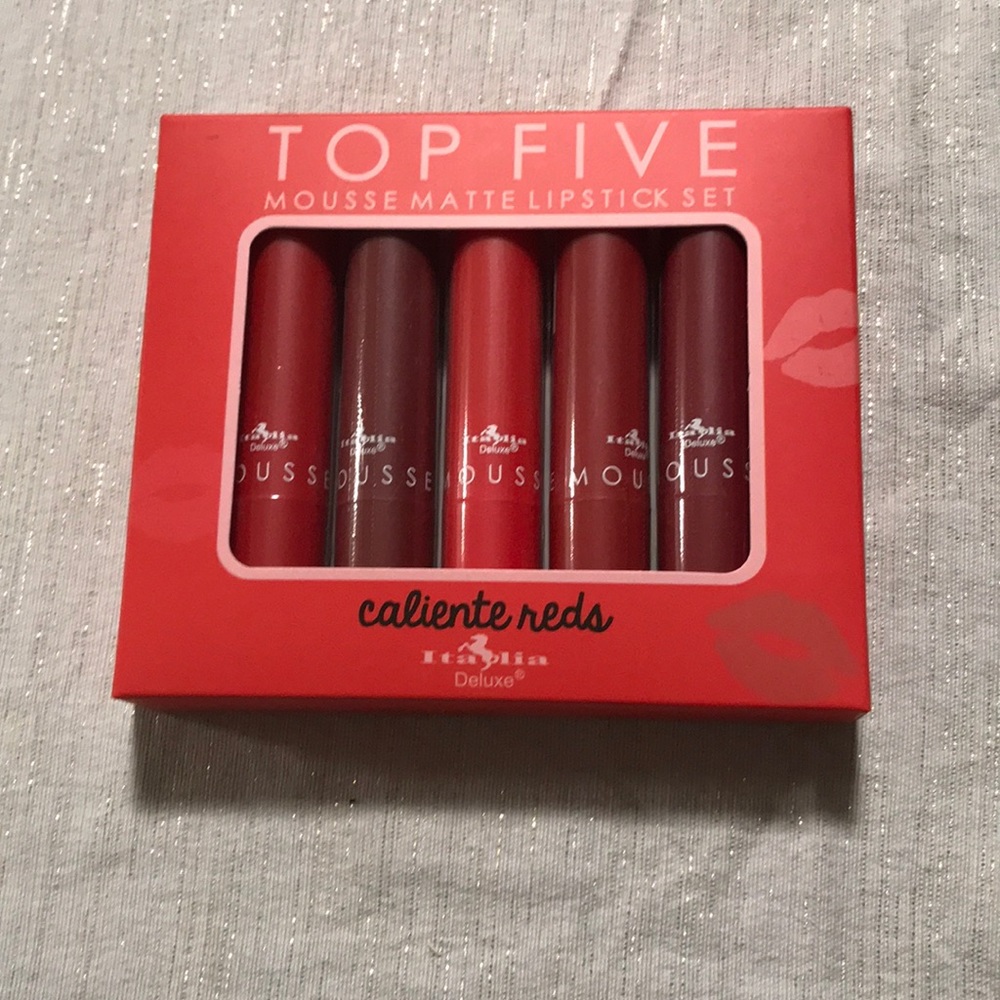 Lipstick’s - Picture 2 of 3